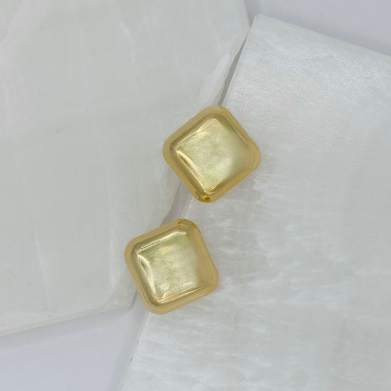 CHUNKY GOLD SQUARE STUD earrings