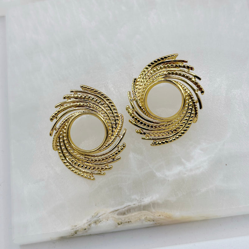 GOLD SWIRL earrings