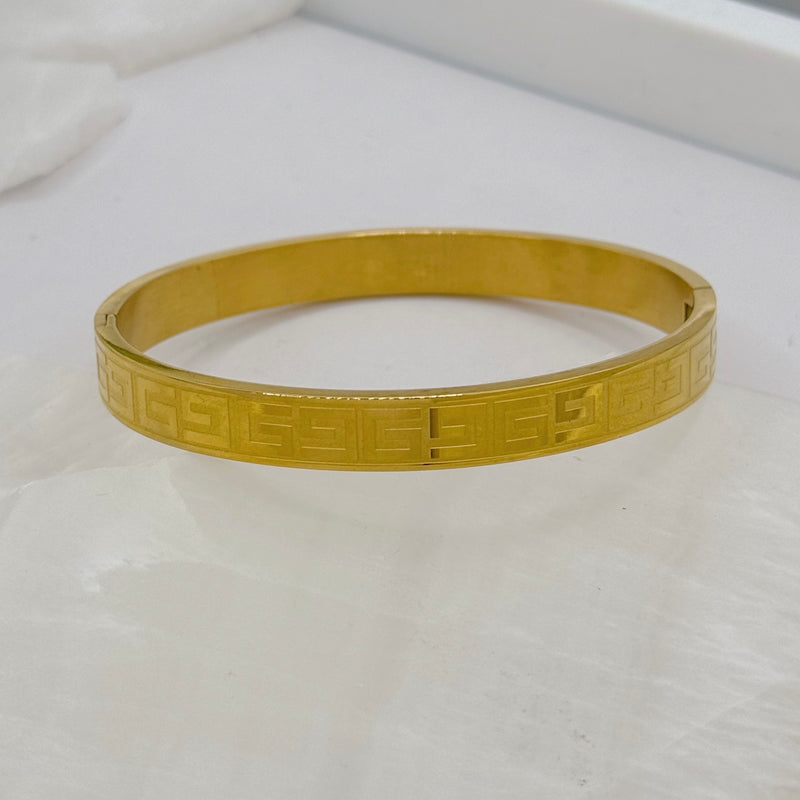 8MM GOLD GIANNA bangle