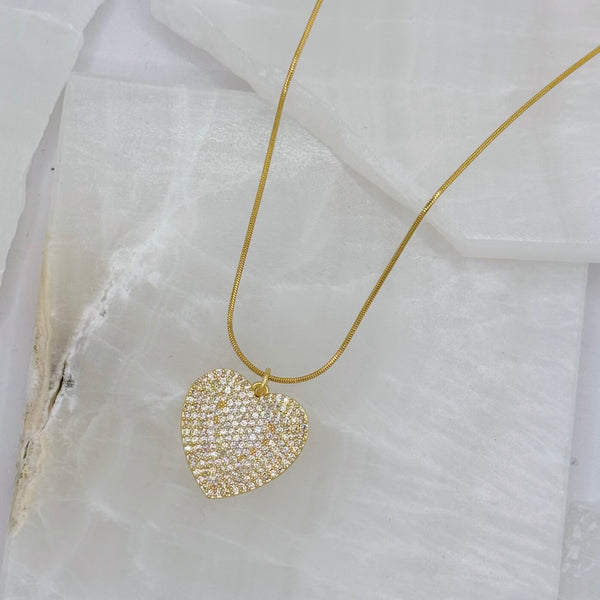 GOLDEN CRYSTAL HEART necklace