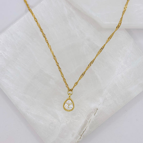 TEARDROP CLUSTERED CRYSTAL necklace