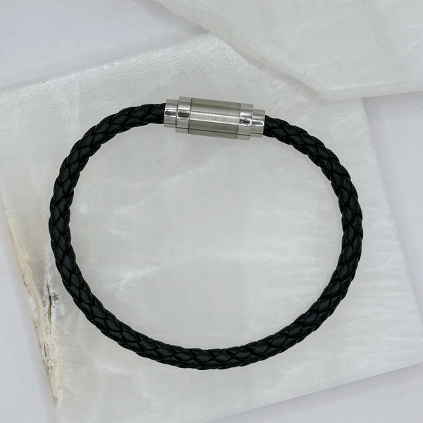 MENS SILVER PENDANT LEATHER bracelet