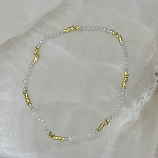 DIAMOND CUT WHITE & GOLD BEADED STRETCHY bracelet