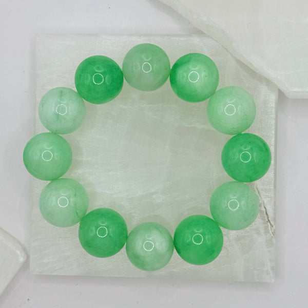 17MM GREEN JADE BEADED bracelet