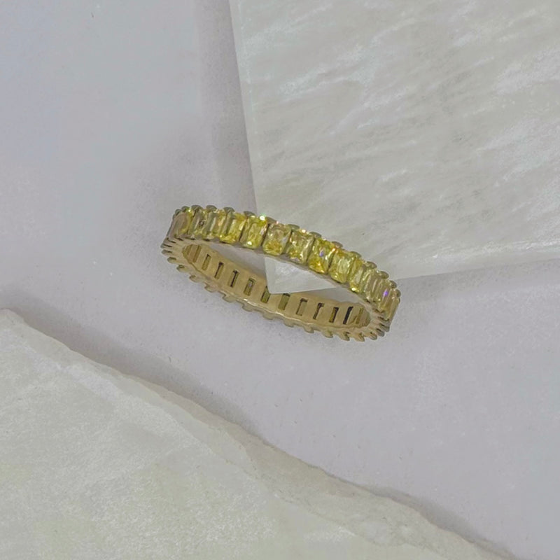 YELLOW BAGUETTE ring