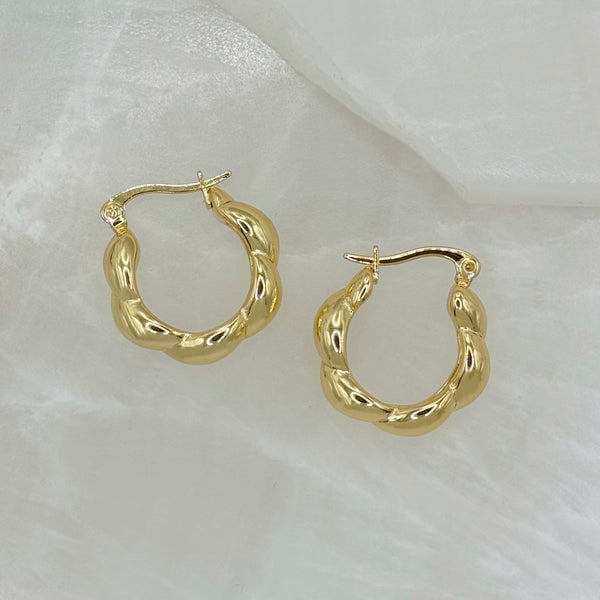 GOLD CHUNKY TWISTED HOOP earrings