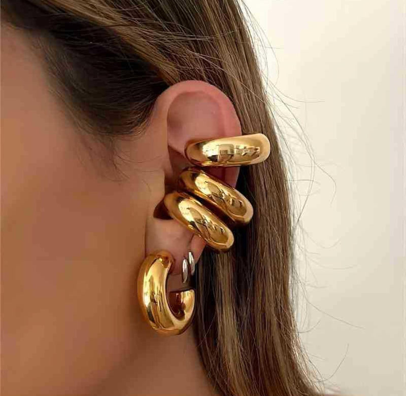 GOLD CHUNKY EAR CUFF earrings