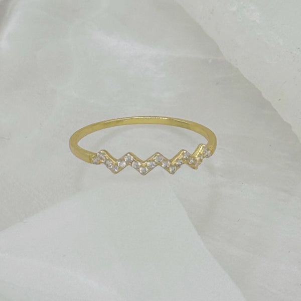 CRYSTAL ZIG ZAG ring