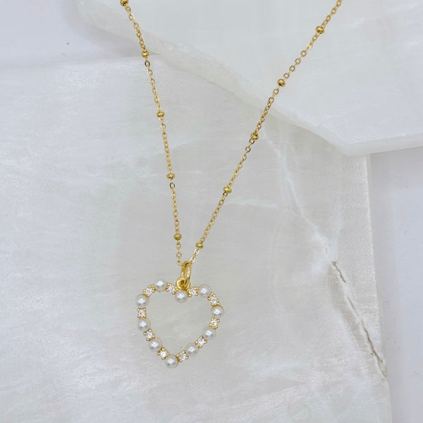 GOLD CRYSTAL PEARL HEART necklace